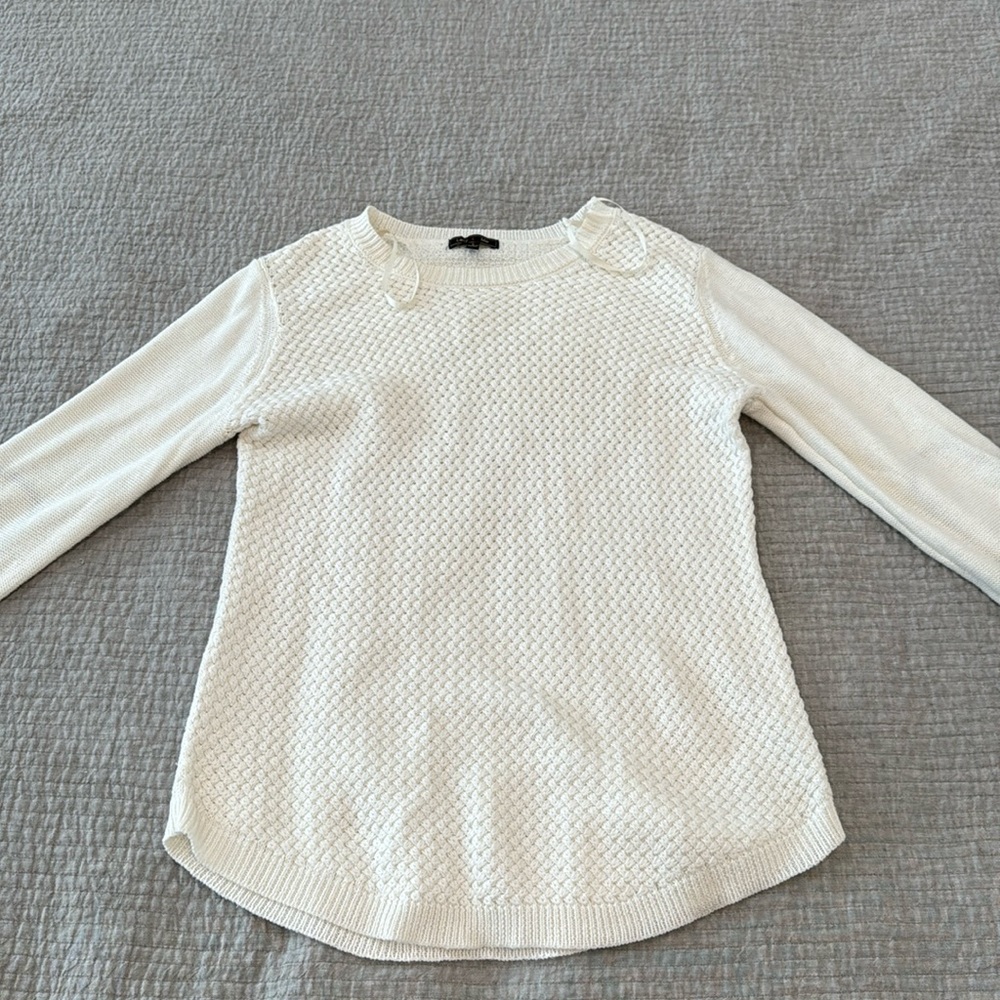 Lety & Me sweater size small